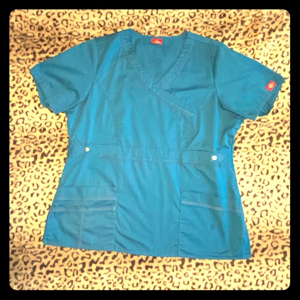 Dickies scrub top